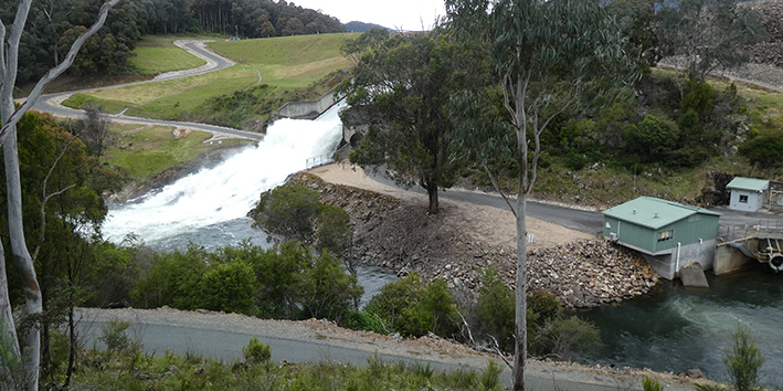 Spillway overflow